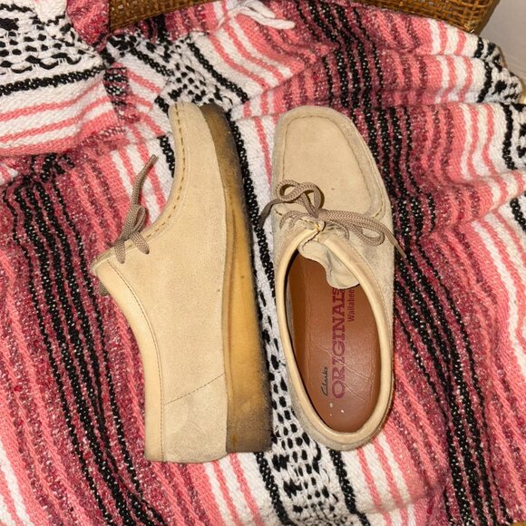 Clark's Women's Original Wallabees in Maple Suede, Size 8 - Picture 3 of 5